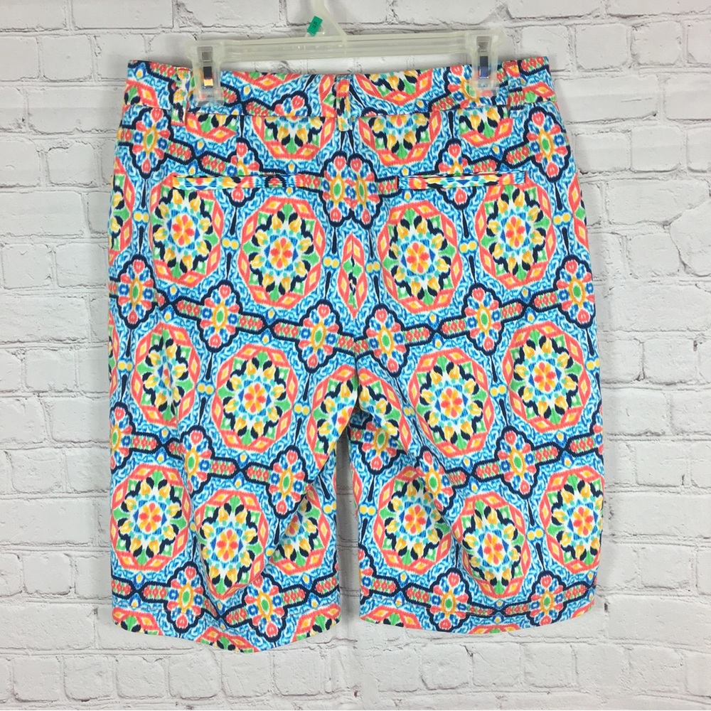 Jones New York stretch multi colored print Bermuda shorts size 6 - Picture 5 of 9